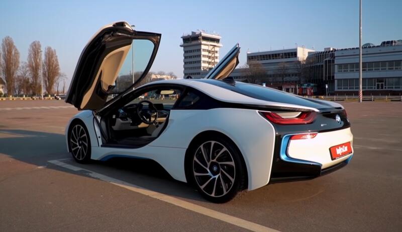 BMW i8 Hillclimber – самая мощная «восьмерка» с четырьмя моторами от мотоцикла