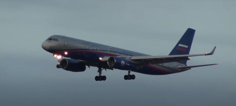 업데이트된 Tu-214가 정기 비행을 재개합니다.
