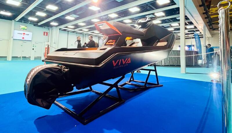 “Batman için” elektrikli jet ski – 174 hp gücünde yeni bir model tanıtıldı.