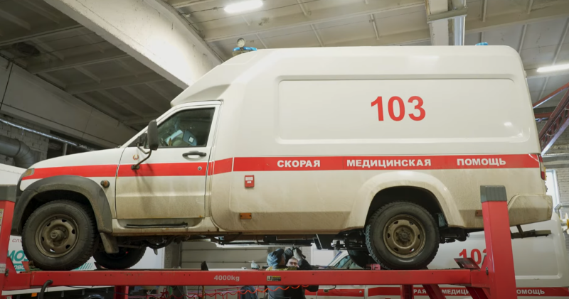 Xe cứu thương Belarus - tính năng làm việc trên xe có đèn nhấp nháy