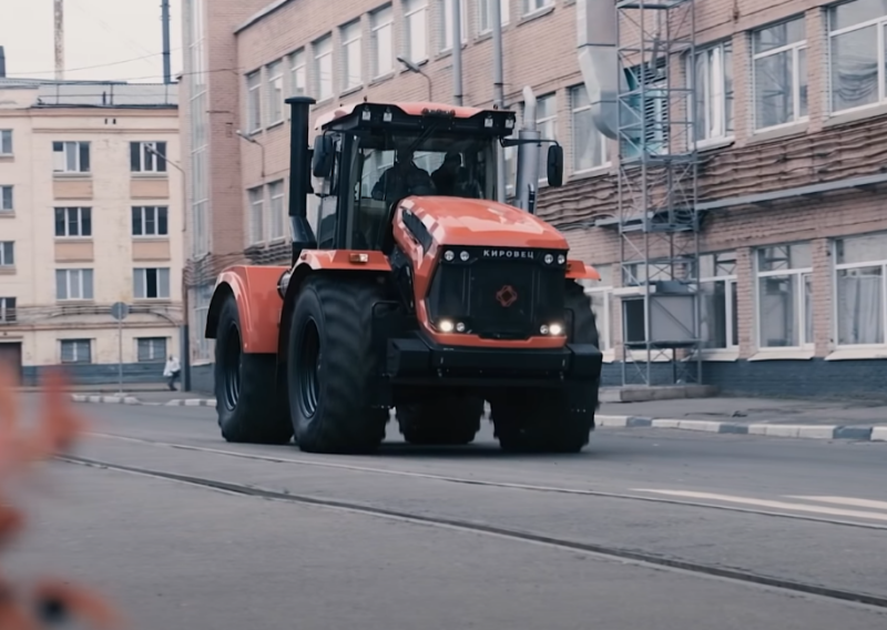 Nowoczesne traktory Kirovets są jeszcze mocniejsze niż w czasach radzieckich i nie rdzewieją