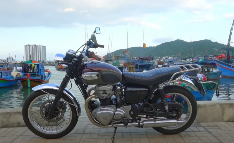 Kawasaki W650 – novo Izh japonês para o Vietnã