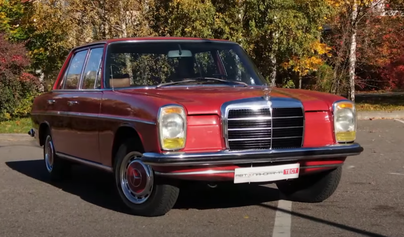 Mercedes-Benz W115 - đẳng cấp doanh nhân đích thực từ thập niên 70