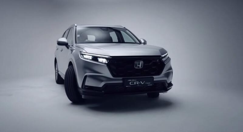 The 2025 hydrogen Honda CR-V will be able to charge household appliances and more