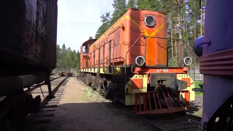 Viaje a la base de reserva de trenes en Lebyazhye