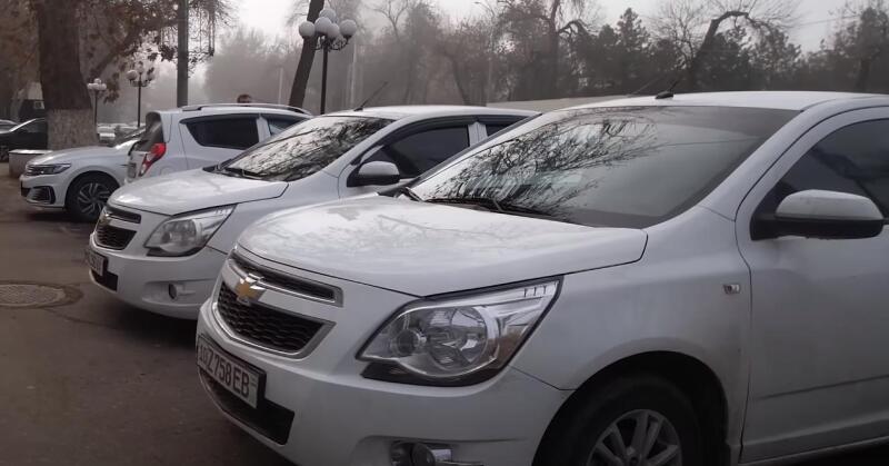 Uzbekistán: méně než milion za nové auto je normální
