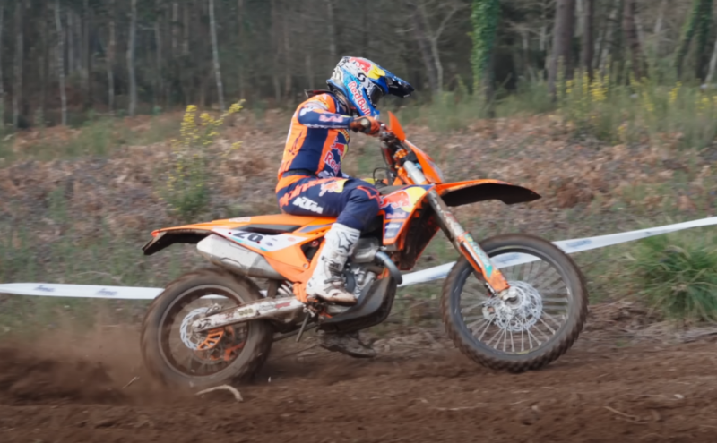 KTM 250 EXC-F motorcycle – a “combat” enduro with an incredible resource
