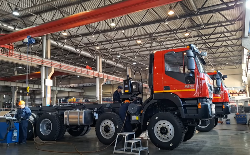 Zamiast Iveco Trakker, ciężarówki Hongyan są obecnie produkowane w Rosji
