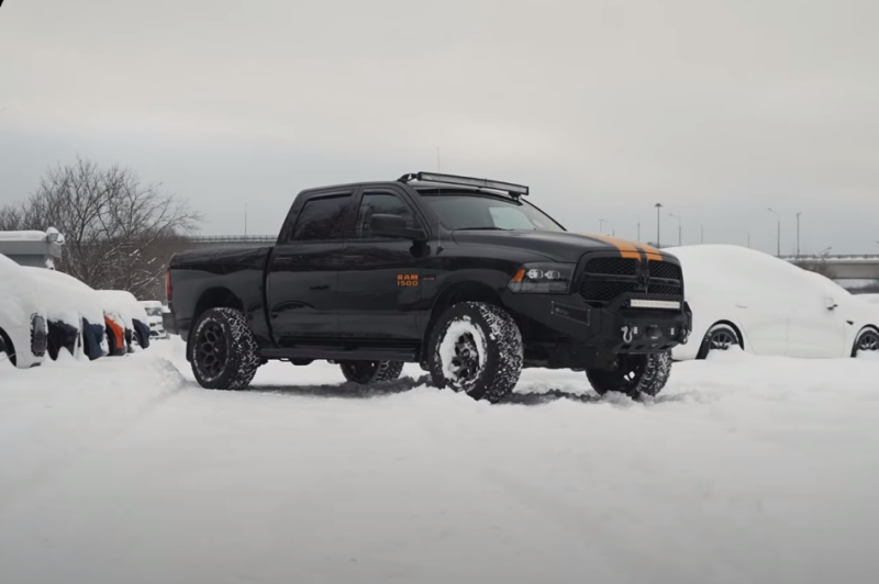 Dodge Ram IV - Rusya'daki nadir bir kamyonetten ne beklenebilir?