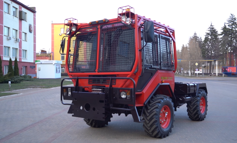 MTZ hat mit der Massenproduktion einzigartiger Fahrzeuge für Feuerwehrleute begonnen