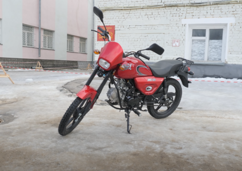 A moderna ZiD-125 é uma motocicleta russa quase completa