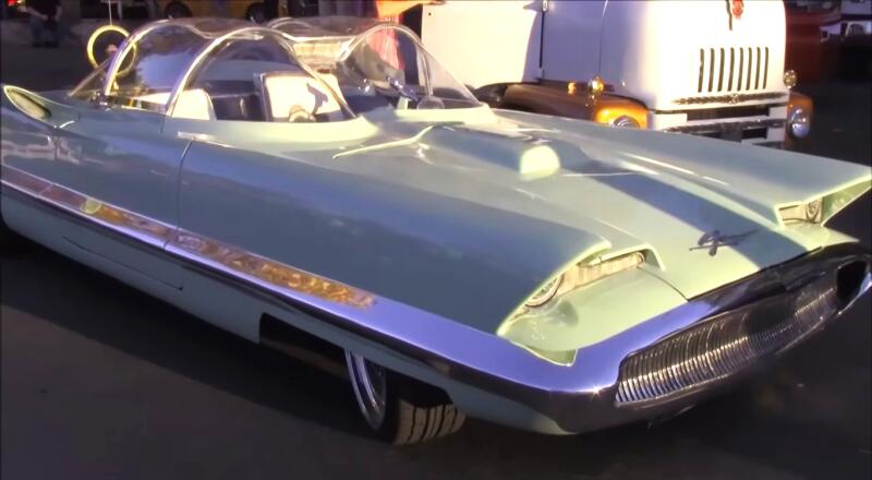 Lincoln Futura - how an innovative 50s concept was turned into the Batmobile
