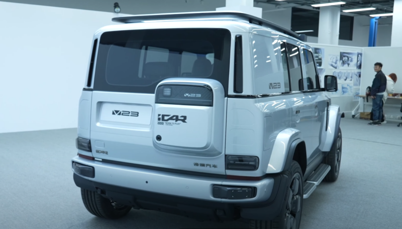 Представлен стильный внедорожник iCar V23 – он похож на компактный Mercedes G-Класс