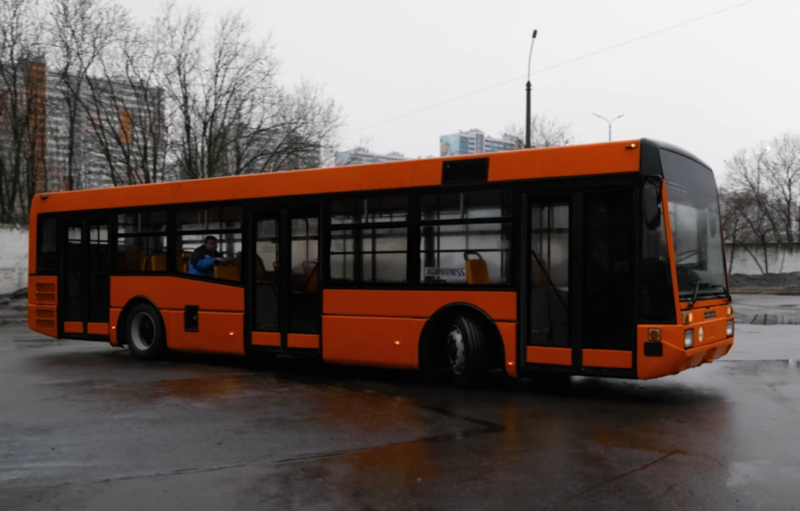 Breda M221 - un bus de passagers italien presque devenu russe