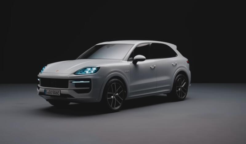 2025 Porsche Cayenne GTS will return with a more powerful V8 and new suspension