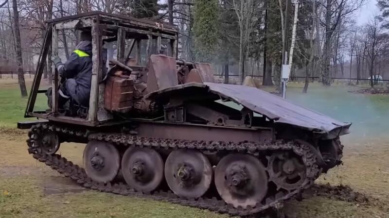 Sovyet kayan traktör TDT-40
