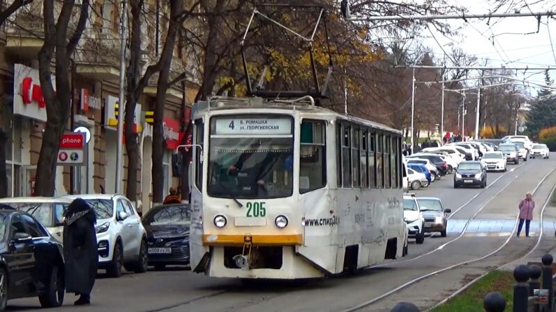 Пятигорский узкоколейный трамвай КТМ-15 (71-615) и другие