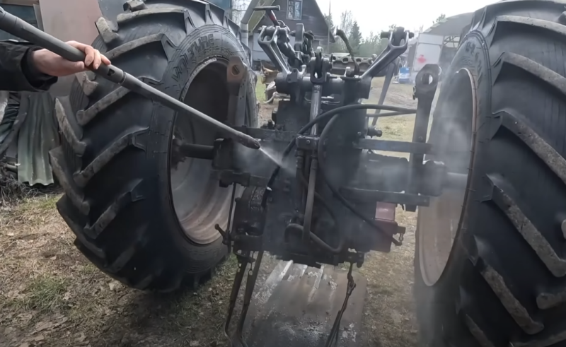 Переборка старого двигателя трактора Беларус – как он вообще ездил?