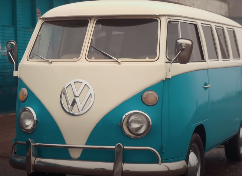 Volkswagen Transporter T1 (1950-1967): как «аккуратный бюргер» стал хиппимобилем