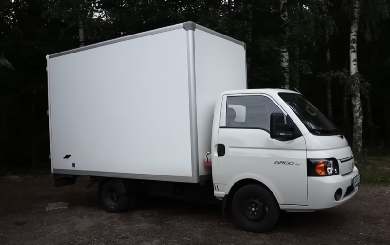 Российские грузовики Sollers Argo теперь продаются и в бензиновых версиях