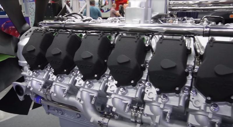 Легендарный двигатель ЯМЗ теперь 1000-сильный V12. Что дальше?