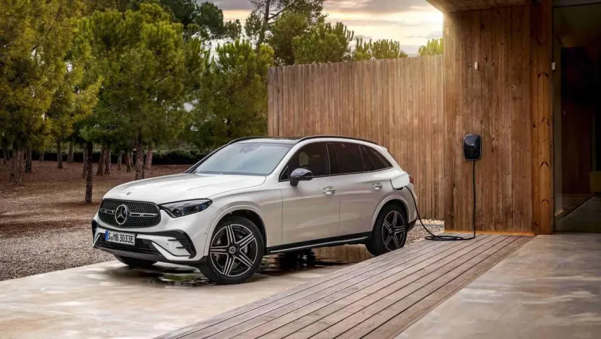 Mercedes-Benz представил гибридную версию GLC350