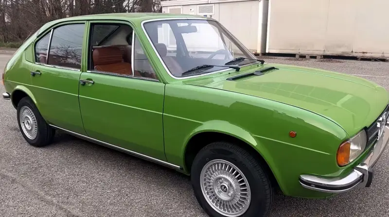 Двухдверный спорткар из 70-х Alfa Romeo Alfasud