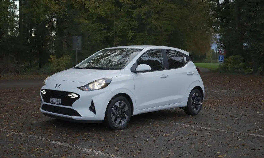 Hyundai i10: бензиновый «малыш» с расходом как у гибрида