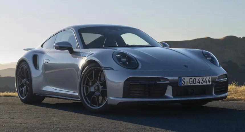 Porsche выпустит юбилейное издание 911 Turbo 50 Years