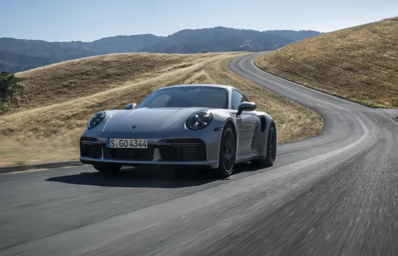 Porsche выпустит юбилейное издание 911 Turbo 50 Years