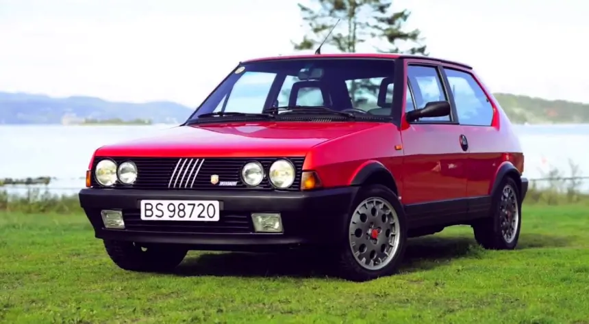 Небольшой семейный автомобиль Fiat Ritmo Abarth