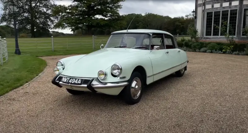 Citroen DS 19 (1955-1975): автомобиль «Богиня», операция «Шарлотта Корде» и генерал Шарль де Голль