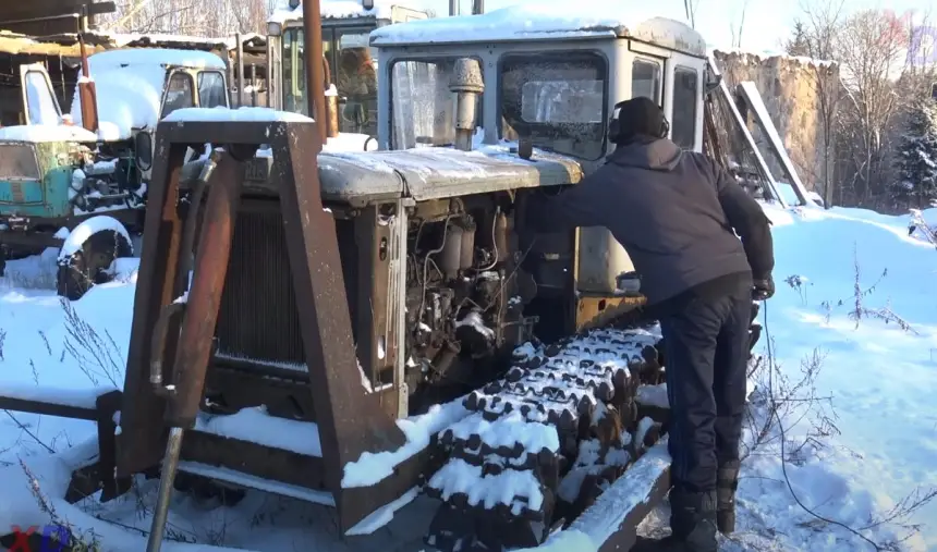 Запуск ДТ-74 после 30-градусных морозов