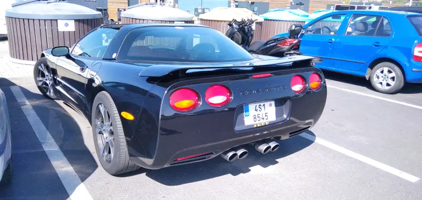 Спорткар Chevrolet Corvette C5