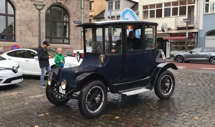 Легендарный электромобиль Detroit Electric Car 1907 года