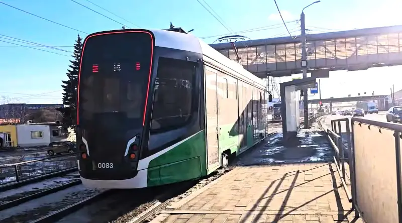 Трамвай КТМ-28 (71-628-01) – низкопольная версия из Усть-Катава