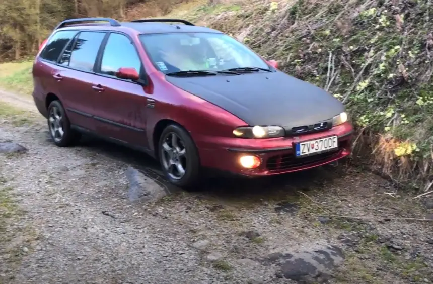 Fiat Marea – когда найти старый бюджетный автомобиль с целым кузовом реально