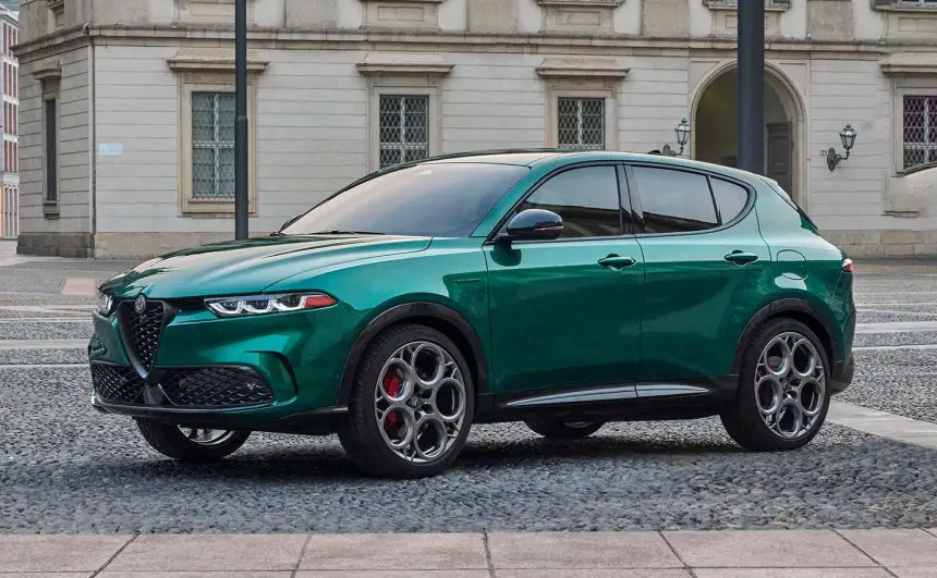 Компания Alfa Romeo обновила свой самый бюджетный кроссовер