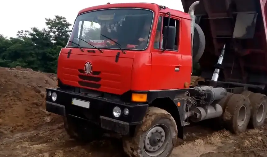 Конец долгой истории легендарного грузовика Tatra T815