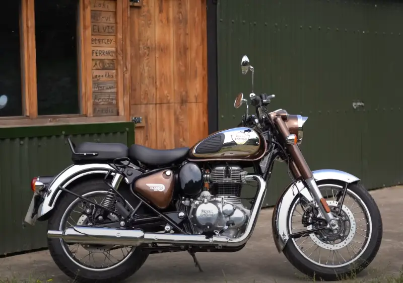 Royal Enfield Classic 350 – когда британская классика становится индийской